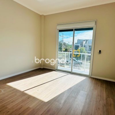 Casa com 120m², 2 quartos (sendo 2 suítes), 2 garagens, no bairro Rio Vermelho em Florianópolis