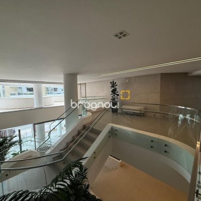 Apartamento com 123m², 3 quartos (sendo 1 suíte), 1 garagem, no bairro Centro em Florianópolis