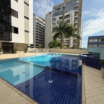 Apartamento com 123m², 3 quartos (sendo 1 suíte), 1 garagem, no bairro Centro em Florianópolis