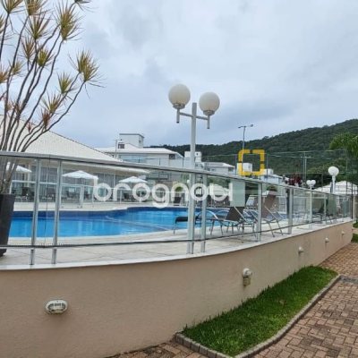 Apartamento com 80m², 2 quartos (sendo 1 suíte), 1 garagem, no bairro Ingleses do Rio Vermelho em Florianópolis