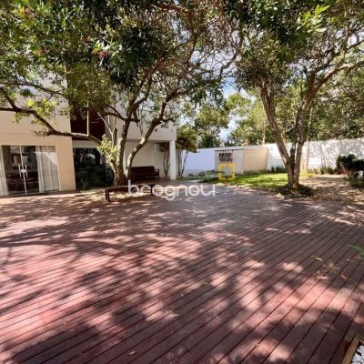 Cobertura com 80m², 1 quarto, 1 garagem, no bairro Campeche em Florianópolis