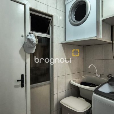 Apartamento com 74m², 3 quartos, 1 garagem, no bairro Capoeiras em Florianópolis