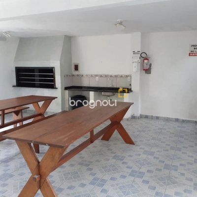 Apartamento com 74m², 3 quartos, 1 garagem, no bairro Capoeiras em Florianópolis