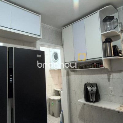 Apartamento com 74m², 3 quartos, 1 garagem, no bairro Capoeiras em Florianópolis