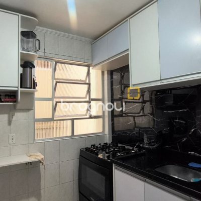 Apartamento com 74m², 3 quartos, 1 garagem, no bairro Capoeiras em Florianópolis