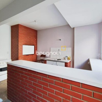 Apartamento com 50m², 2 quartos, no bairro Kobrasol em São José