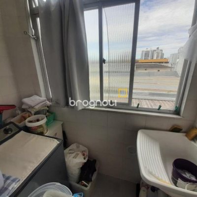 Apartamento com 50m², 2 quartos, no bairro Kobrasol em São José