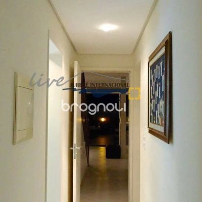Cobertura com 220m², 3 quartos (sendo 2 suítes), 2 garagens, no bairro Jurerê Internacional em Florianópolis
