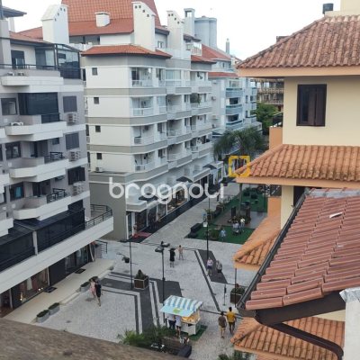 Cobertura com 108m², 2 quartos (sendo 1 suíte), 2 garagens, no bairro Jurerê Internacional em Florianópolis