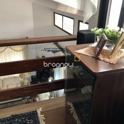 Casa com 481m², 5 quartos (sendo 5 suítes), 4 garagens, no bairro Jurerê Internacional em Florianópolis