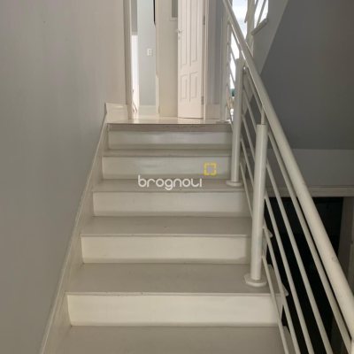 Casa com 370m², 5 quartos (sendo 2 suítes), 2 garagens, no bairro Jurerê Internacional em Florianópolis
