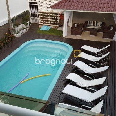 Casa com 380m², 5 quartos (sendo 4 suítes), 2 garagens, no bairro Jurerê Internacional em Florianópolis