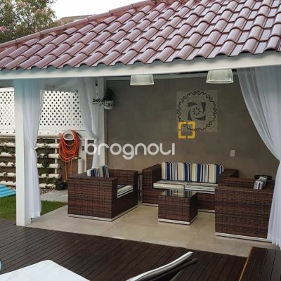 Casa com 380m², 5 quartos (sendo 4 suítes), 2 garagens, no bairro Jurerê Internacional em Florianópolis