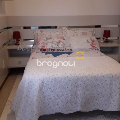 Casa com 720m², 5 quartos (sendo 2 suítes), 2 garagens, no bairro Jurerê Internacional em Florianópolis