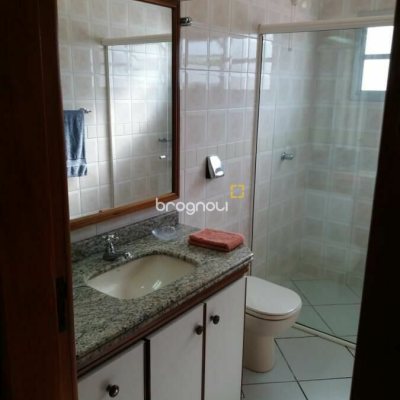 Casa com 580m², 7 quartos (sendo 3 suítes), 5 garagens, no bairro Jurerê Internacional em Florianópolis