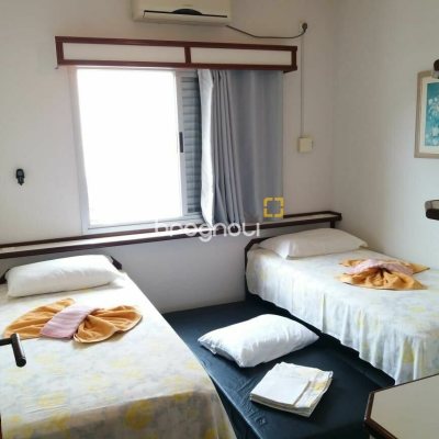Casa com 580m², 7 quartos (sendo 3 suítes), 5 garagens, no bairro Jurerê Internacional em Florianópolis