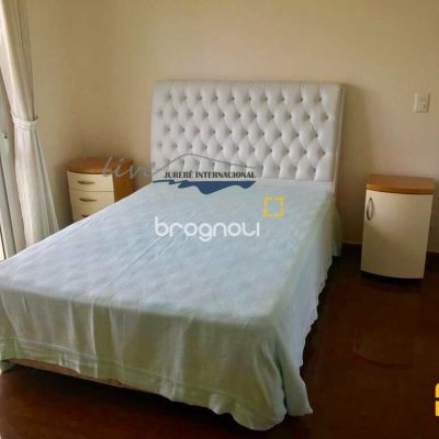 Casa com 430m², 4 quartos (sendo 4 suítes), 3 garagens, no bairro Jurerê Internacional em Florianópolis