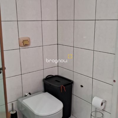 Casa com 316m², 5 quartos (sendo 2 suítes), 2 garagens, no bairro Jurerê Internacional em Florianópolis