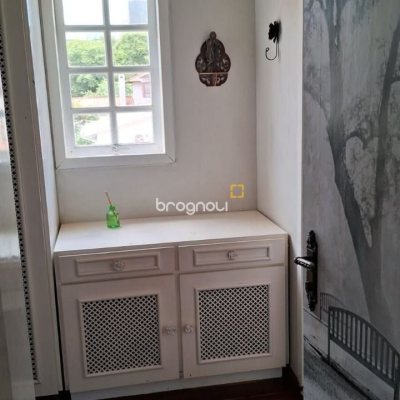 Casa com 316m², 5 quartos (sendo 2 suítes), 2 garagens, no bairro Jurerê Internacional em Florianópolis