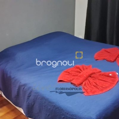 Casa com 316m², 5 quartos (sendo 2 suítes), 2 garagens, no bairro Jurerê Internacional em Florianópolis