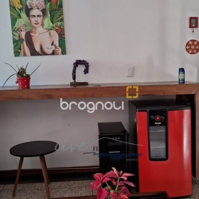 Casa com 316m², 5 quartos (sendo 2 suítes), 2 garagens, no bairro Jurerê Internacional em Florianópolis