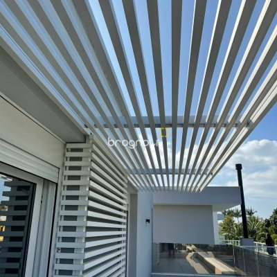 Casa com 412m², 3 quartos (sendo 3 suítes), 2 garagens, no bairro Jurerê Internacional em Florianópolis