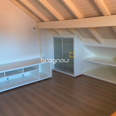Casa com 246m², 4 quartos (sendo 3 suítes), 4 garagens, no bairro Jurerê Internacional em Florianópolis