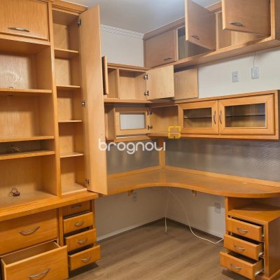 Casa com 246m², 4 quartos (sendo 3 suítes), 4 garagens, no bairro Jurerê Internacional em Florianópolis
