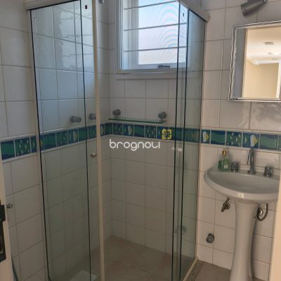 Casa com 246m², 4 quartos (sendo 3 suítes), 4 garagens, no bairro Jurerê Internacional em Florianópolis