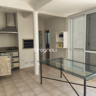 Casa com 246m², 4 quartos (sendo 3 suítes), 4 garagens, no bairro Jurerê Internacional em Florianópolis