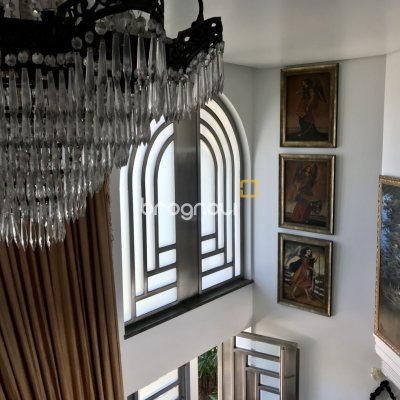 Casa com 800m², 9 quartos (sendo 8 suítes), 5 garagens, no bairro Jurerê Internacional em Florianópolis