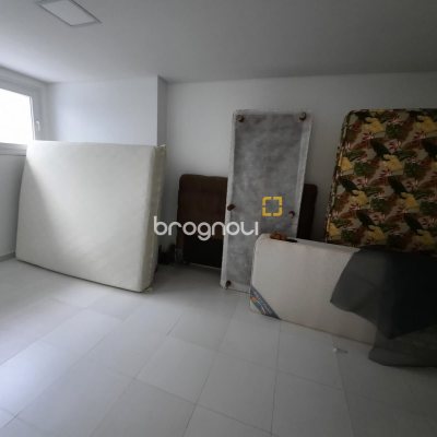 Casa com 900m², 4 quartos (sendo 4 suítes), 4 garagens, no bairro Jurerê Internacional em Florianópolis