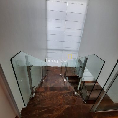 Casa com 900m², 4 quartos (sendo 4 suítes), 4 garagens, no bairro Jurerê Internacional em Florianópolis