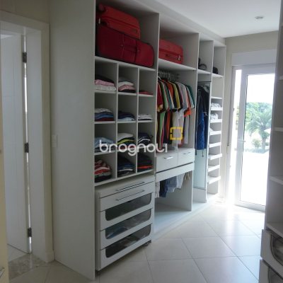 Casa com 650m², 4 quartos (sendo 4 suítes), 5 garagens, no bairro Jurerê Internacional em Florianópolis