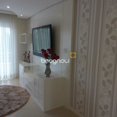 Casa com 650m², 4 quartos (sendo 4 suítes), 5 garagens, no bairro Jurerê Internacional em Florianópolis