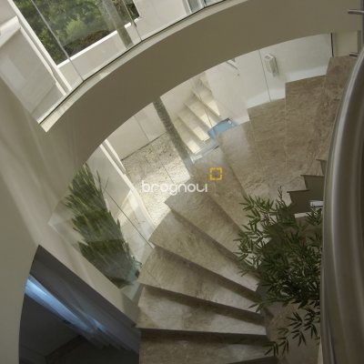 Casa com 650m², 4 quartos (sendo 4 suítes), 5 garagens, no bairro Jurerê Internacional em Florianópolis