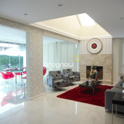 Casa com 650m², 4 quartos (sendo 4 suítes), 5 garagens, no bairro Jurerê Internacional em Florianópolis