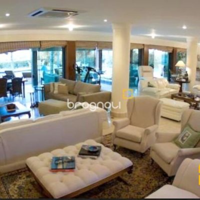 Casa com 520m², 5 quartos, 4 garagens, no bairro Jurerê em Florianópolis