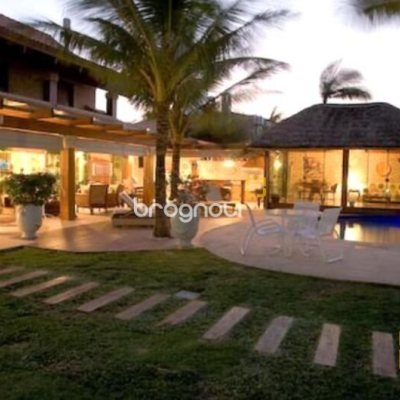 Casa com 520m², 5 quartos, 4 garagens, no bairro Jurerê em Florianópolis