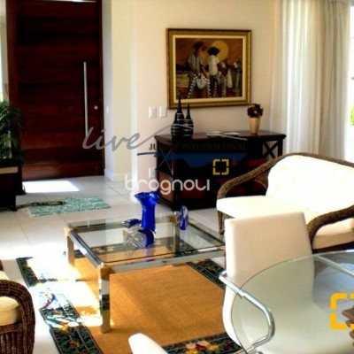 Casa com 480m², 4 quartos (sendo 4 suítes), 6 garagens, no bairro Jurerê Internacional em Florianópolis