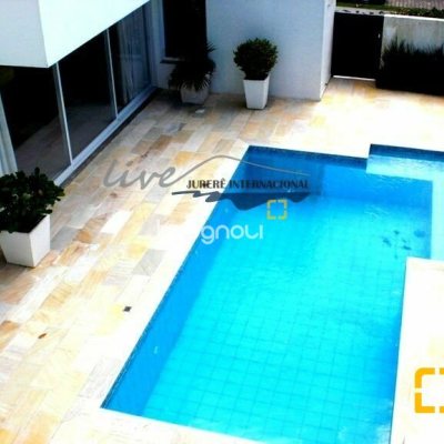 Casa com 480m², 4 quartos (sendo 4 suítes), 6 garagens, no bairro Jurerê Internacional em Florianópolis