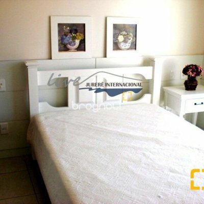 Casa com 480m², 4 quartos (sendo 4 suítes), 6 garagens, no bairro Jurerê Internacional em Florianópolis