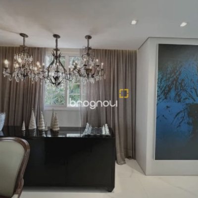 Casa com 450m², 4 quartos (sendo 4 suítes), 6 garagens, no bairro Jurerê Internacional em Florianópolis