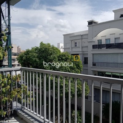 Apartamento com 104m², 3 quartos (sendo 3 suítes), 1 garagem, no bairro Jurerê em Florianópolis