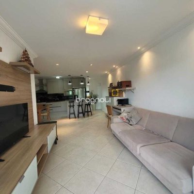 Apartamento com 124m², 3 quartos (sendo 3 suítes), 2 garagens, no bairro Jurerê Internacional em Florianópolis