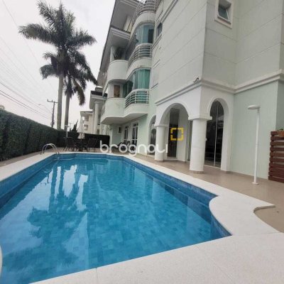 Apartamento com 124m², 3 quartos (sendo 3 suítes), 2 garagens, no bairro Jurerê Internacional em Florianópolis