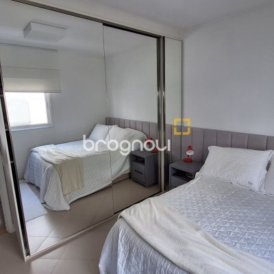 Apartamento com 176m², 4 quartos (sendo 4 suítes), 3 garagens, no bairro Jurerê Internacional em Florianópolis