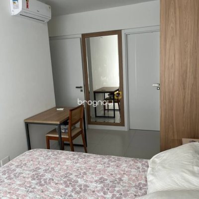 Apartamento com 125m², 3 quartos (sendo 2 suítes), 2 garagens, no bairro Jurerê Internacional em Florianópolis