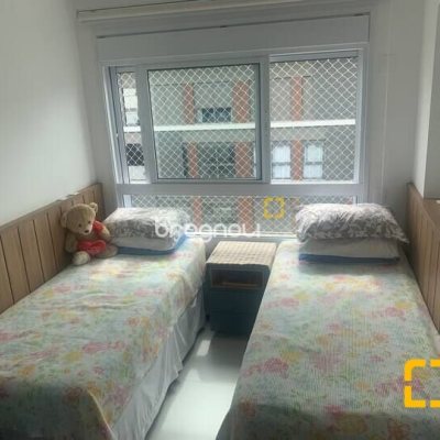 Apartamento com 125m², 3 quartos (sendo 2 suítes), 2 garagens, no bairro Jurerê Internacional em Florianópolis