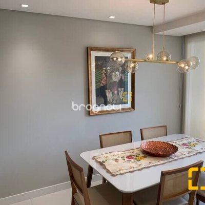Apartamento com 125m², 3 quartos (sendo 2 suítes), 2 garagens, no bairro Jurerê Internacional em Florianópolis